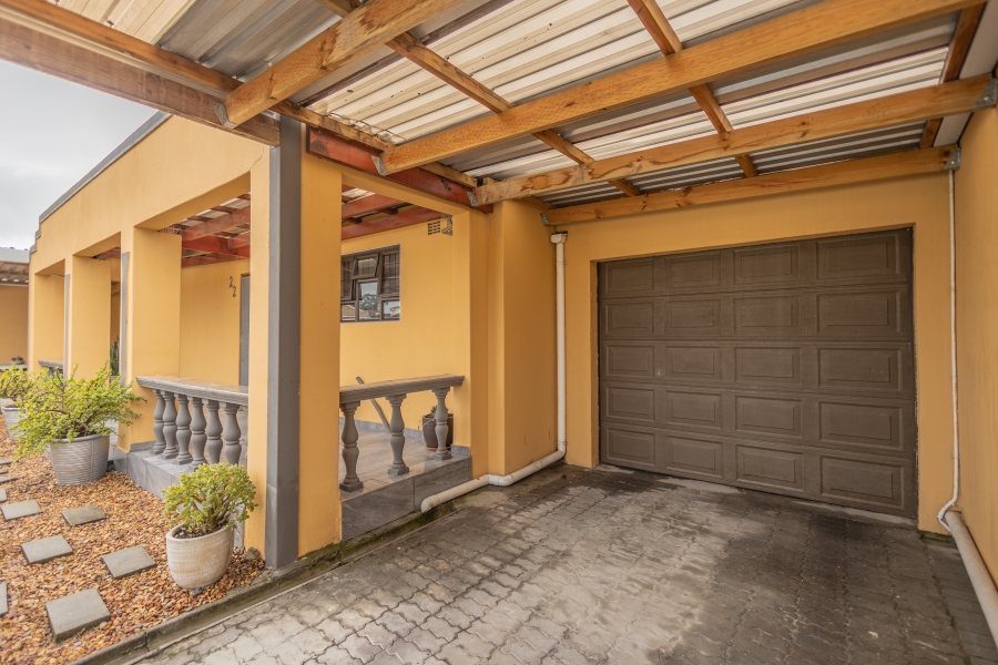 3 Bedroom Property for Sale in Kleinvlei Western Cape